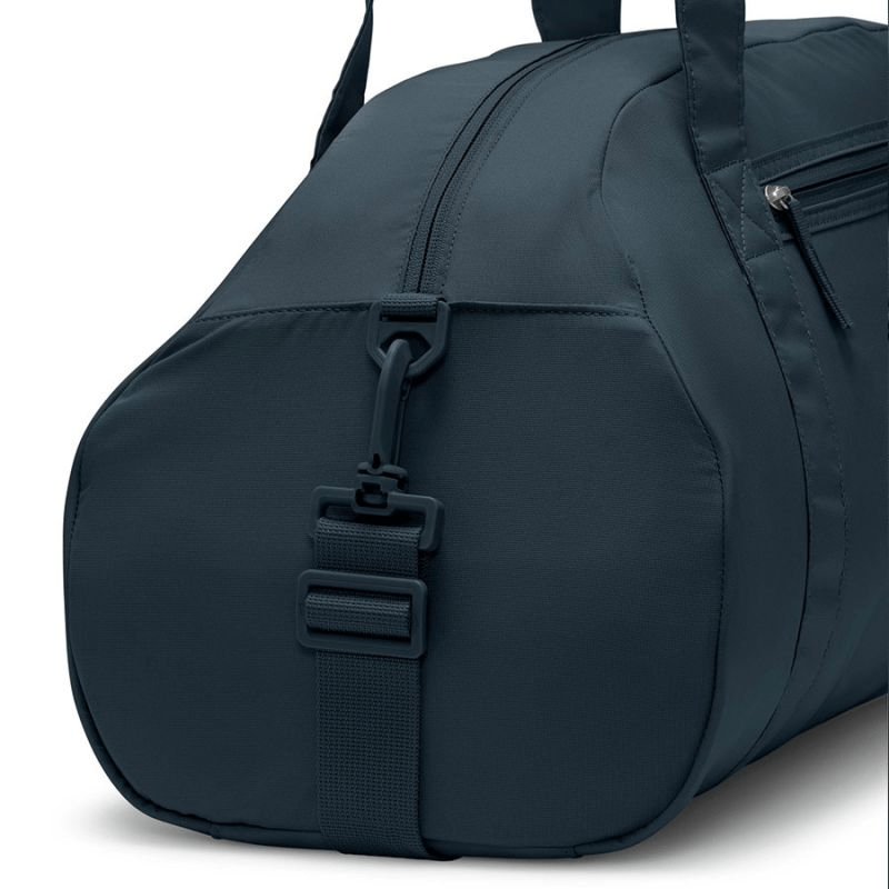 Sports Bag Nike Gym Club Bag DR6974-478: Stylish Navy Training Bag