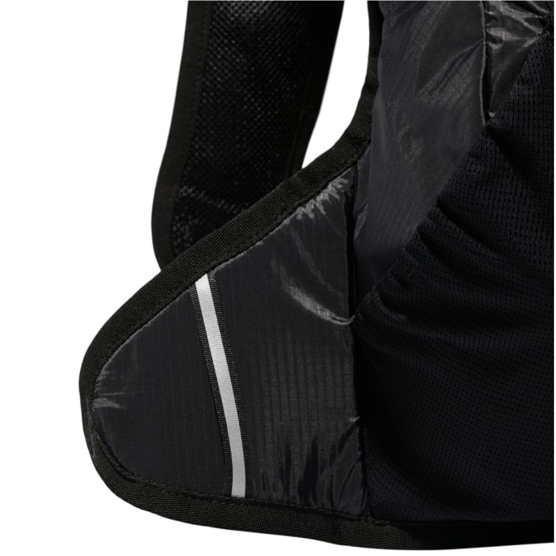 Asics Lightweight Running Backpack 2.0: Comfortable, Convenient - Fitness Max